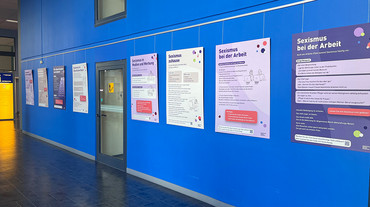 Bild zur Presseinfo "Internationaler Tag zur Beseitigung von Gewalt gegen Frauen: Ausstellung „Gemeinsam gegen Sexismus“ und Informationsangebot an der UMG"