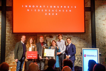 Bild zur Presseinformation "Nanopartikel-Start-up erhält Innovationspreis Niedersachsen"
