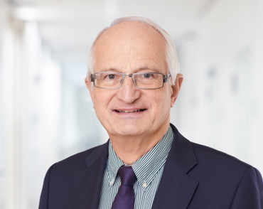 Link zur Presseinformation Nr. 038 / 2023 zum Thema "Abschiedsvorlesung von Prof. Dr. Ernst Hallier"