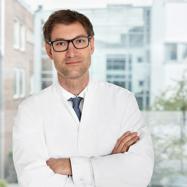 Dr. Christoph Ammer-Herrmenau, Assistenzarzt in der Klinik für Gastroenterologie, gastrointestinale Onkologie und Endokrinologie der Universitätsmedizin Göttingen, UMG. Foto: umg