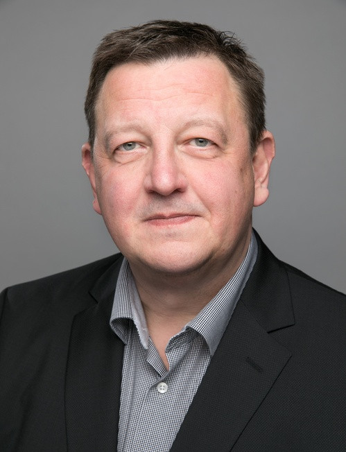 Dr. Matthias Bohn