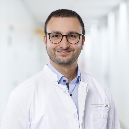 Dr. Darius Saberi